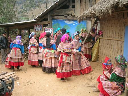 Chợ tình Lào Cai - Le marché de l amour de Lao Cai